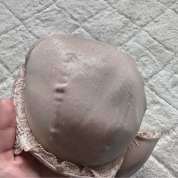 Victoria's Secret | Gold & Cream Metallic Dream Angels Lined Demi | Size 36C - Picture 9 of 14